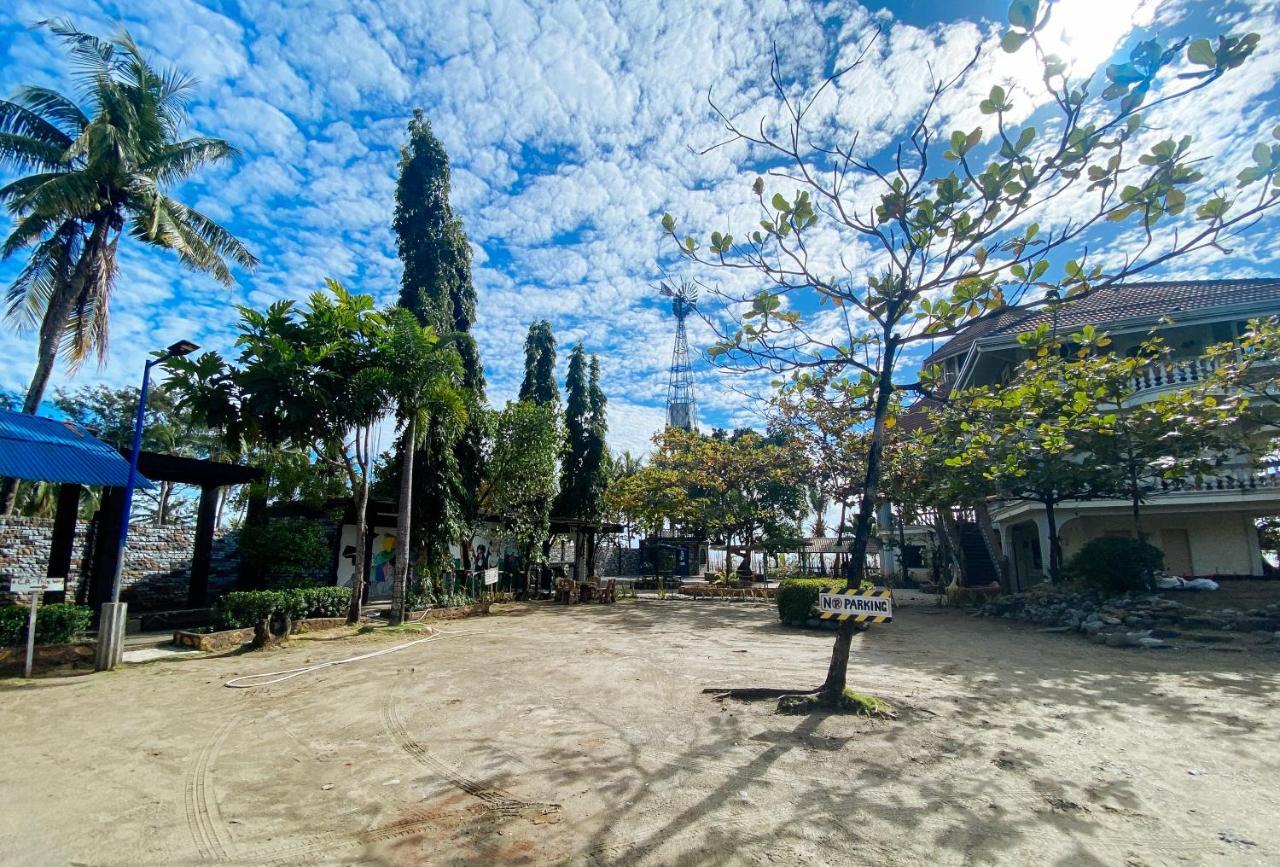 Reddoorz @ Seasun Beach Resort And Hotel Zambales Santa Cruz  Exterior photo