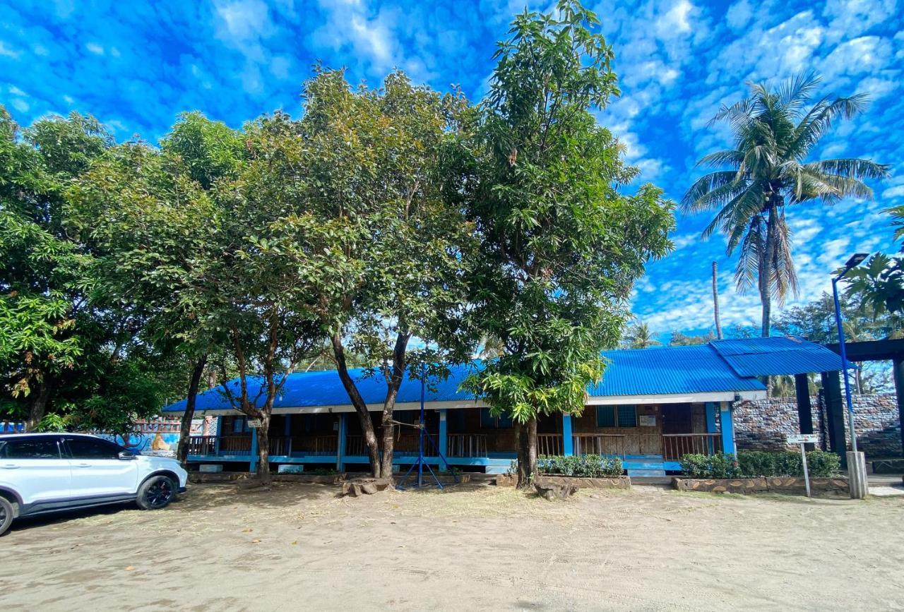 Reddoorz @ Seasun Beach Resort And Hotel Zambales Santa Cruz  Exterior photo